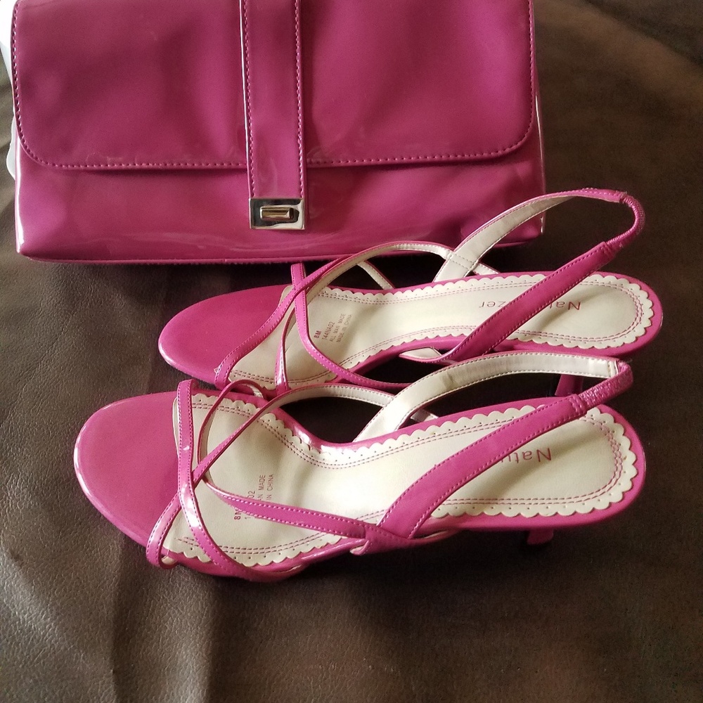 Naturalizer patent leather candy pink clutch
